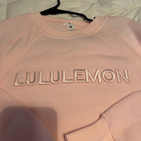 Lululemon Scuba Pullover Pullover M/L - Picture 2 of 4